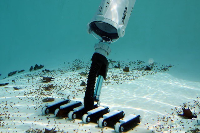 WatertechPro 1500 Li Battery Operated Vacuum - Image 3